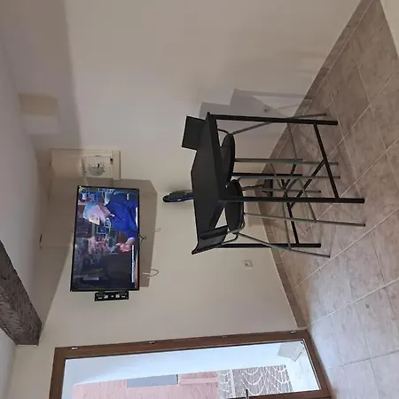 Rez De Chaussee Apartment