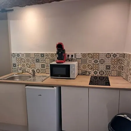 Rez De Chaussee Apartment *
